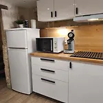 Sleep-in-montpellier, Gaya, 6 Pers, Ecusson Appartement Montpellier