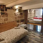 Sleep-in-montpellier, Gaya, 6 Pers, Ecusson Montpellier