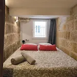 Sleep-in-montpellier, Gaya, 6 Pers, Ecusson *