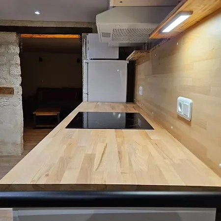 Sleep-in-montpellier, Gaya, 6 Pers, Ecusson *