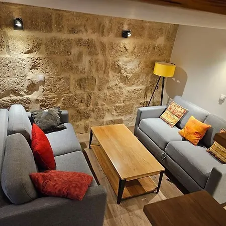 Sleep-in-montpellier, Gaya, 6 Pers, Ecusson Apartment *