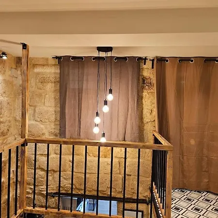 Sleep-in-montpellier, Gaya, 6 Pers, Ecusson * Montpellier