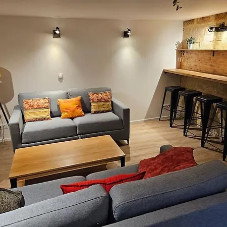 Sleep-in-montpellier, Gaya, 6 Pers, Ecusson