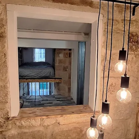 Apartment Sleep-in-montpellier, Gaya, 6 Pers, Ecusson *