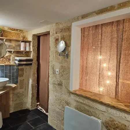 Apartment Sleep-in-montpellier, Gaya, 6 Pers, Ecusson