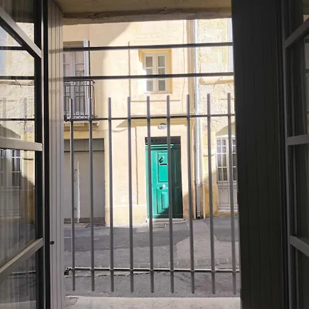 Sleep-in-montpellier, Gaya, 6 Pers, Ecusson Montpellier