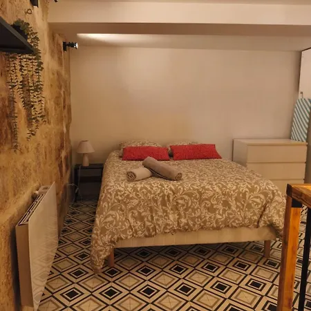 Lejlighed Sleep-in-montpellier, Gaya, 6 Pers, Ecusson *