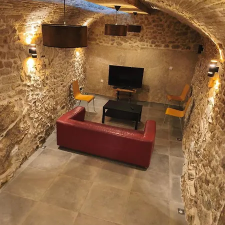 Sleep-in-montpellier, Gaya, 6 Pers, Ecusson *
