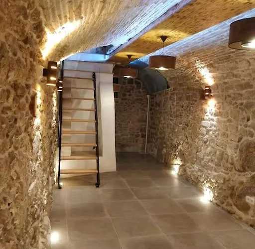 Sleep-in-montpellier, Gaya, 6 Pers, Ecusson * Montpellier