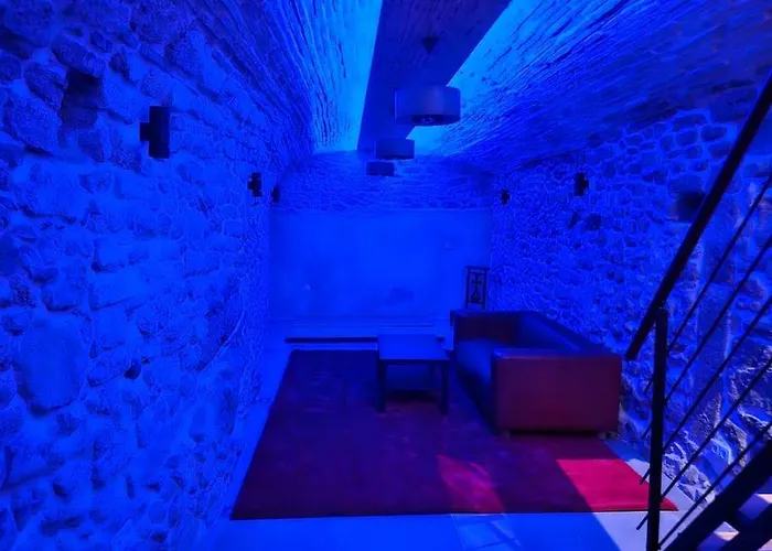 Sleep-in-montpellier, Gaya, 6 Pers, Ecusson Apartament *