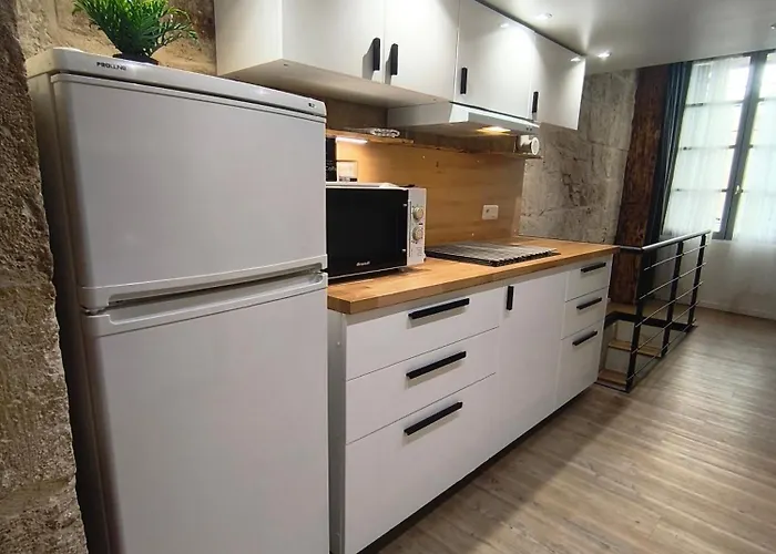 Sleep-in-montpellier, Gaya, 6 Pers, Ecusson Montpellier